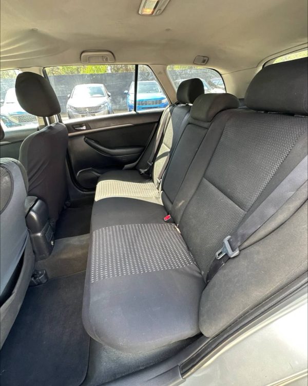 TOYOTA AVENSIS - Image 9