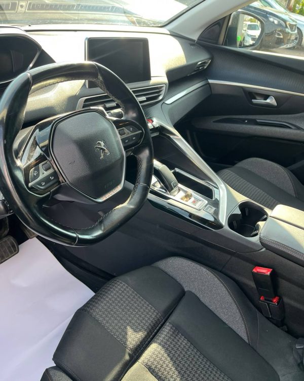 Peugeot 3008 II - Image 10