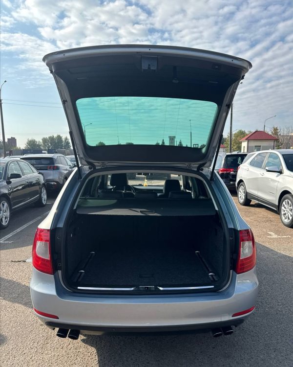 Skoda Superb II - Image 12