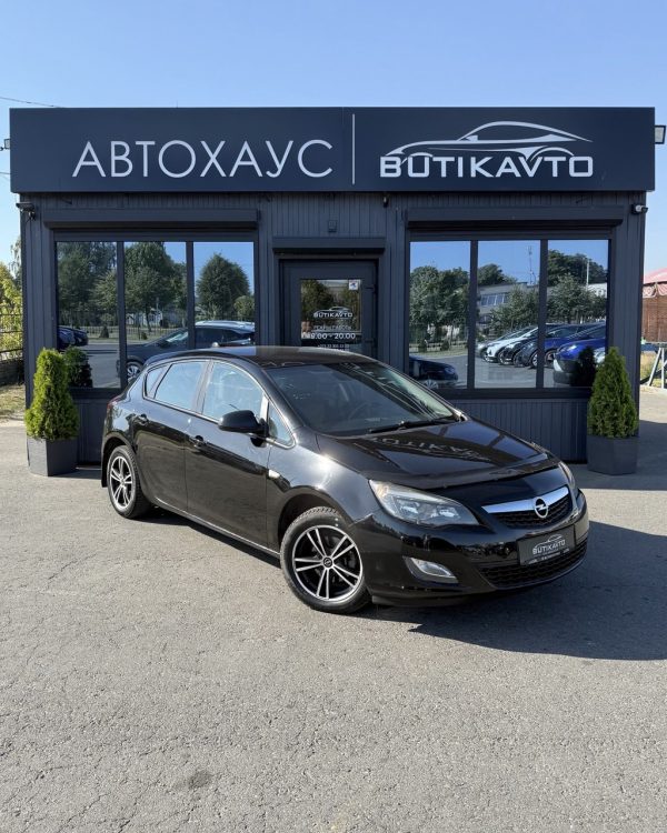 Opel Astra J