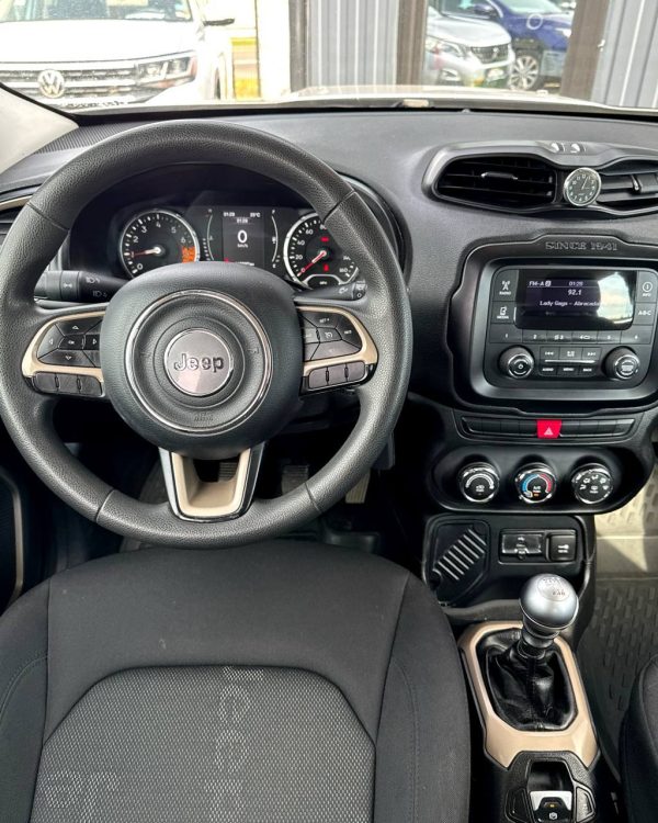 Jeep Renegade I - Image 13