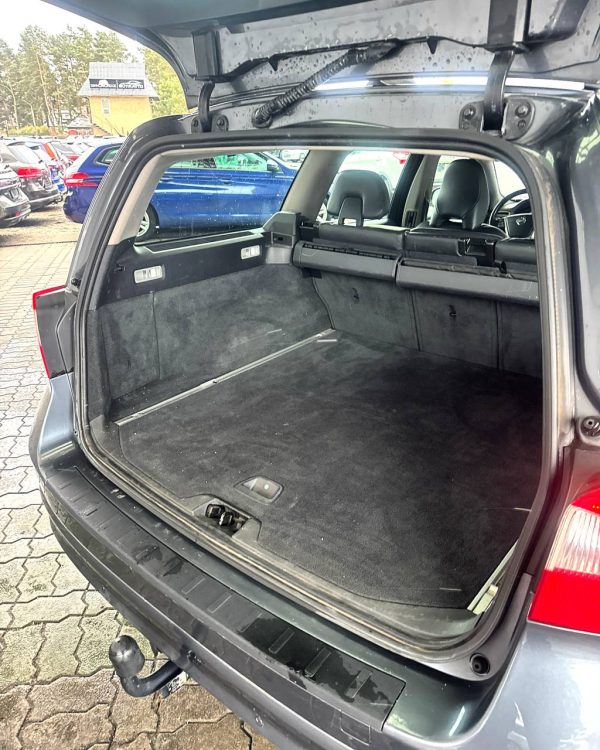 Volvo V70 - Image 16