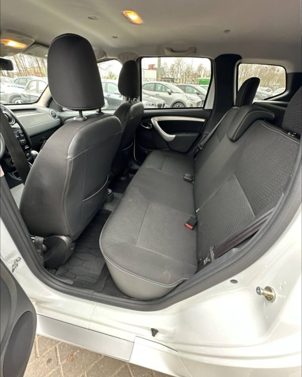 NISSAN TERRANO - Image 8