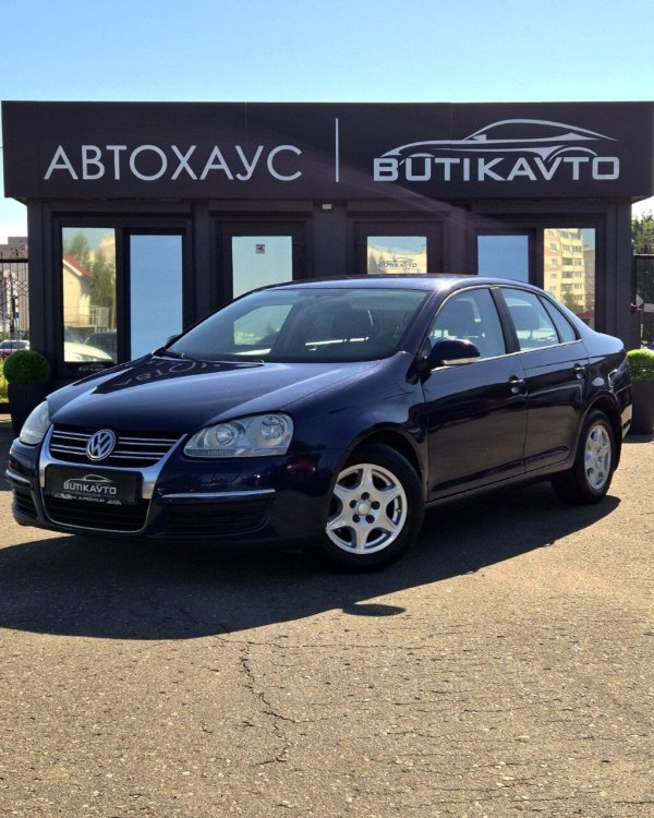 Volkswagen Jetta V - Image 3
