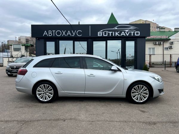 Opel Insignia - Image 8
