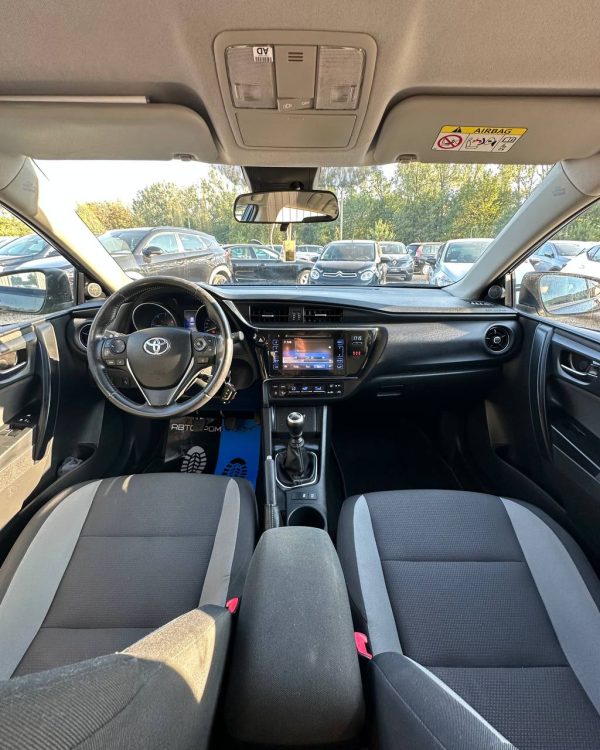 Toyota Auris II (E180) · Рестайлинг - Image 9