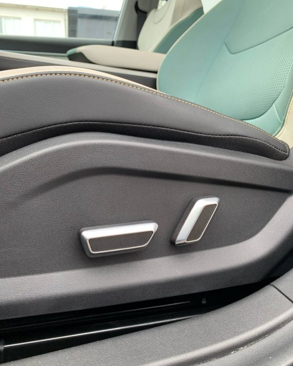 GEELY EMGRAND L - Image 20