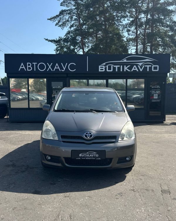 Toyota Corolla Verso II (AR10) - Image 2