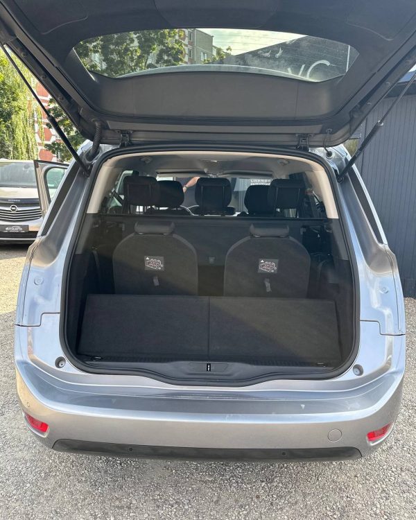 Citroen C4 Grand Spacetourer I - Image 12