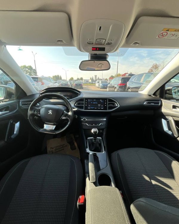 Peugeot 308 T9 · Рестайлинг - Image 9