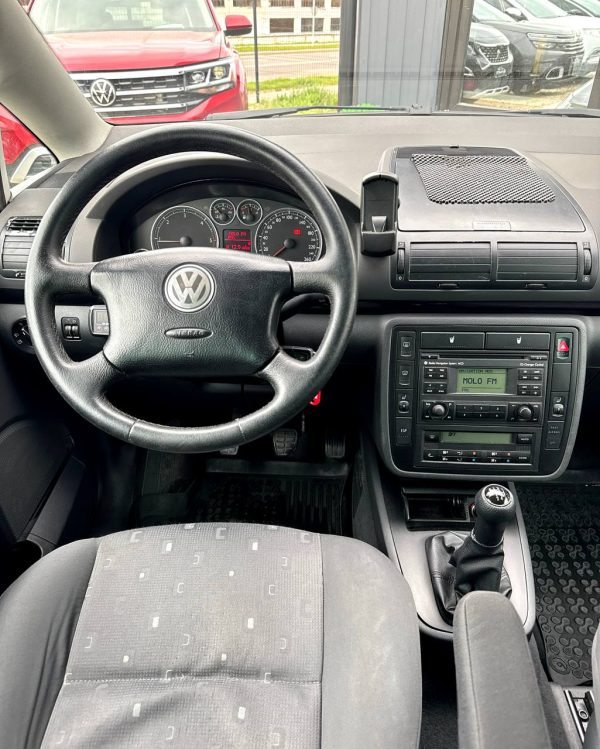 Volkswagen Sharan - Image 12