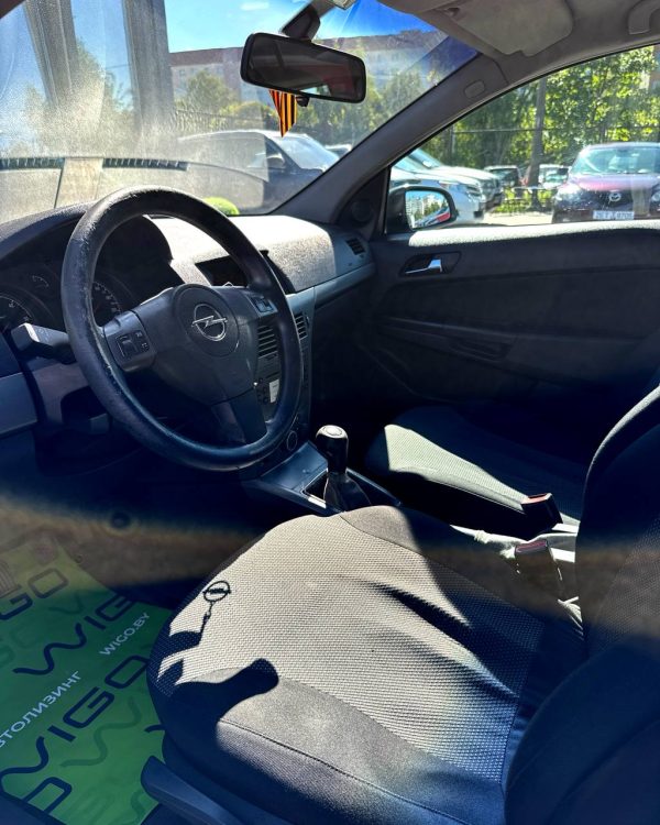 Opel Astra H - Image 9