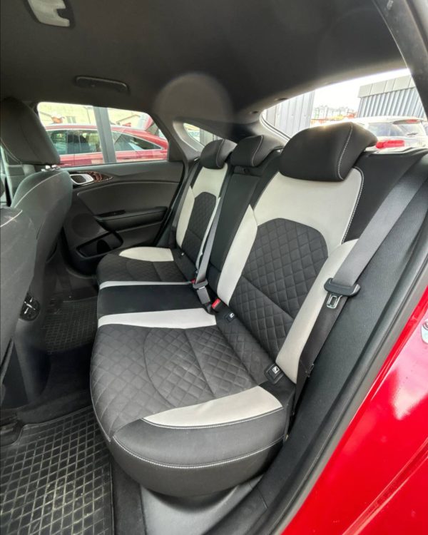 Kia ProCeed - Image 11