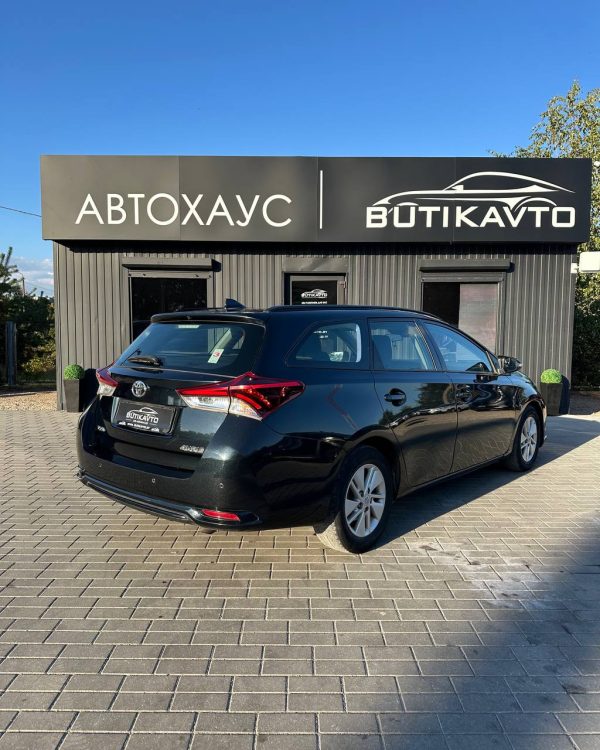 Toyota Auris II (E180) · Рестайлинг - Image 6