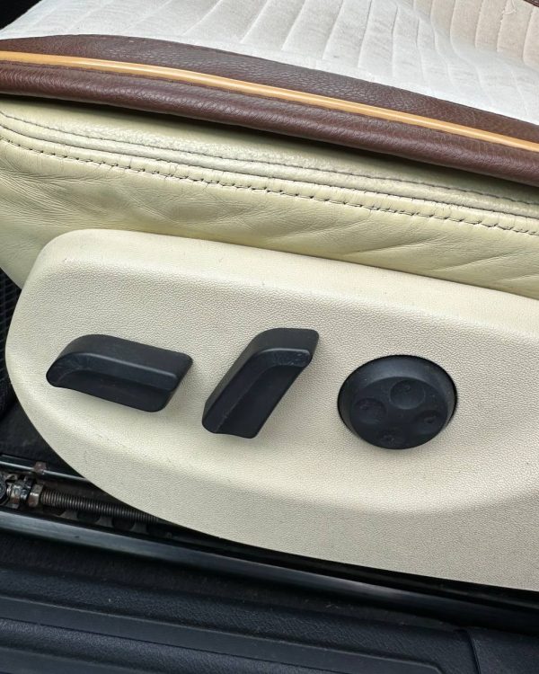 AUDI A6 - Image 8