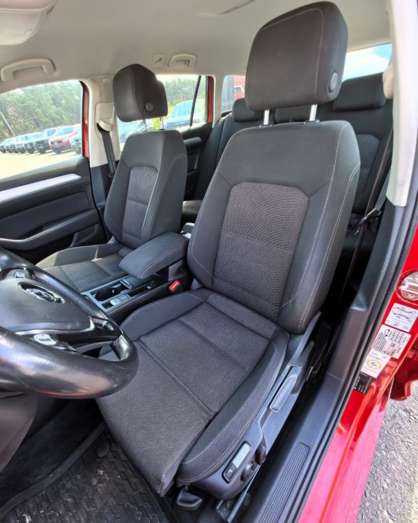 Volkswagen Passat B8 - Image 10