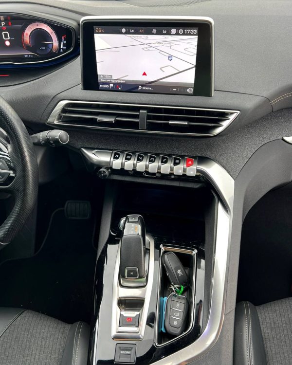 Peugeot 5008 II - Image 18