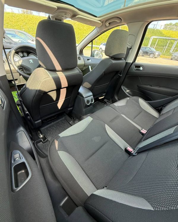 Peugeot 308 T7 - Image 12
