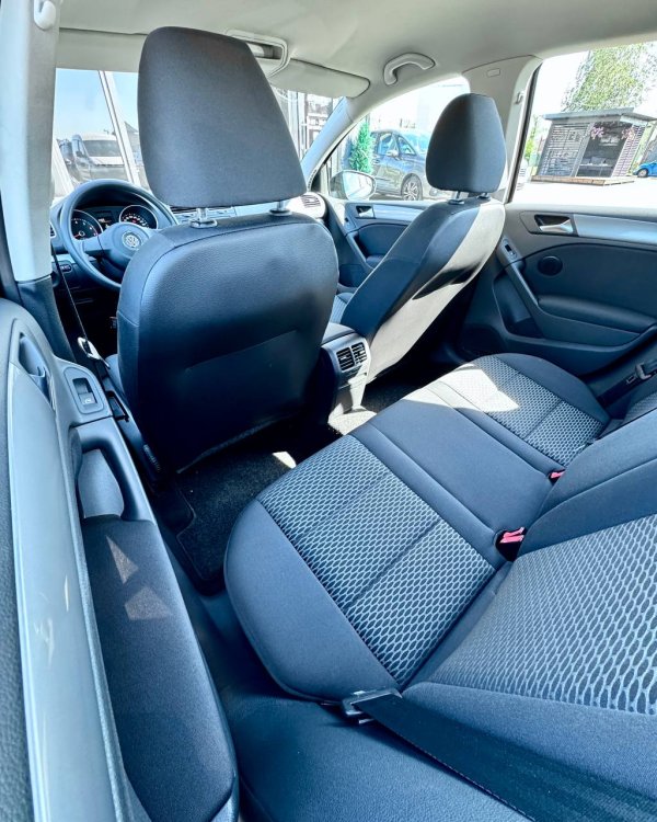 Volkswagen Golf VI - Image 11