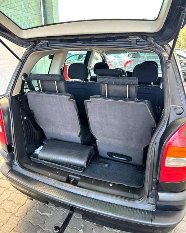 Opel Zafira A - Image 14
