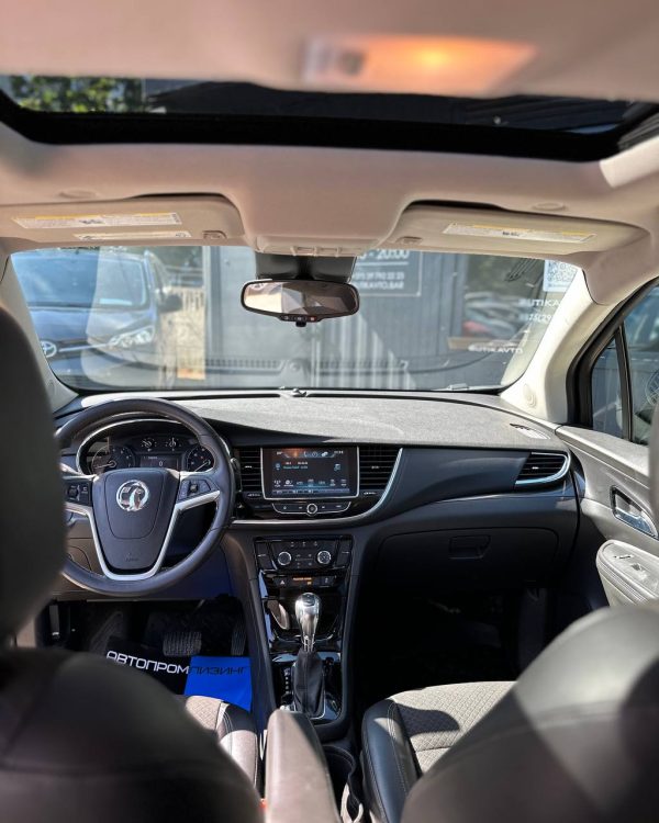 Buick Encore I · Рестайлинг - Image 9