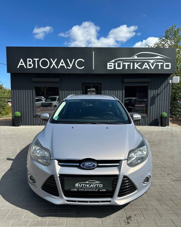 Ford Focus III - Image 2