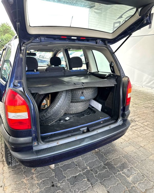 Opel Zafira A - Image 14