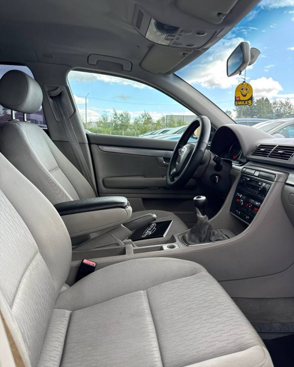 Audi A4 B7 - Image 10