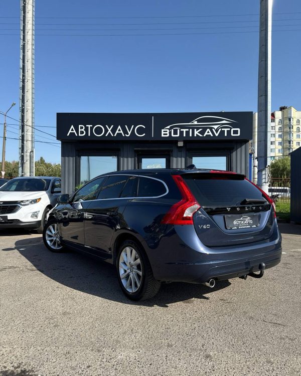 Volvo V60 I · Рестайлинг - Image 4