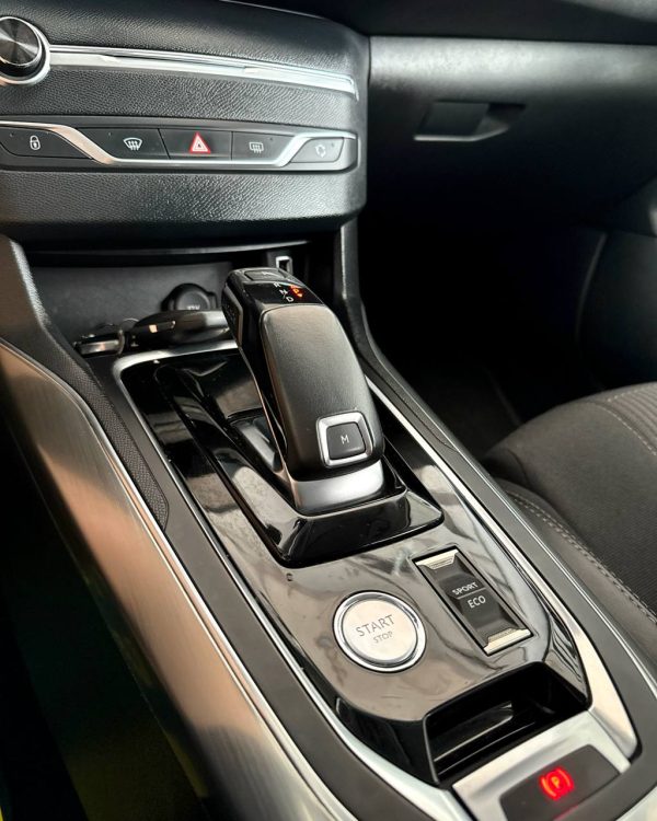 Peugeot 308 T9 · Рестайлинг - Image 13
