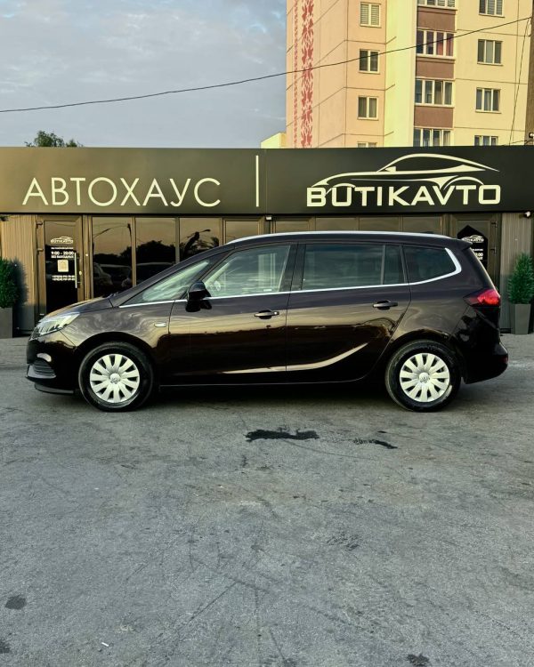 Opel Zafira C · Рестайлинг - Image 4