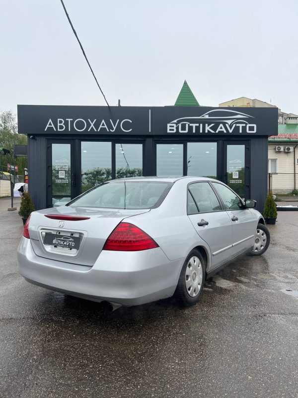 Honda Accord - Image 7