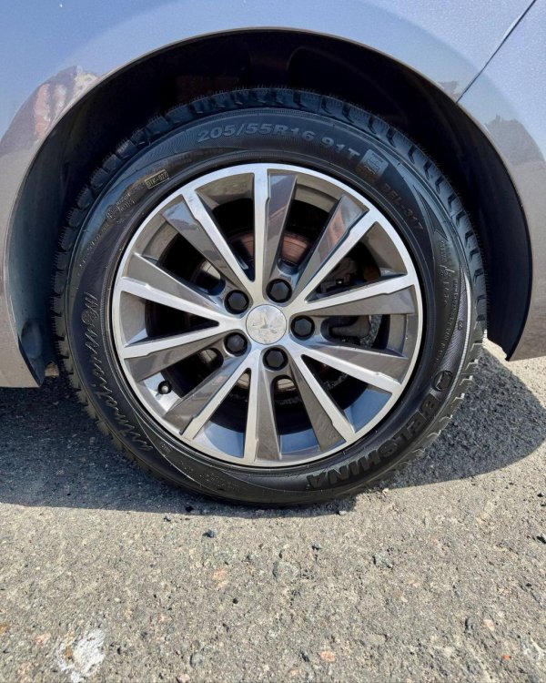 Peugeot 308 T9 · Рестайлинг - Image 13