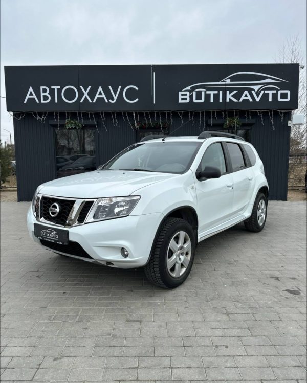 NISSAN TERRANO - Image 3