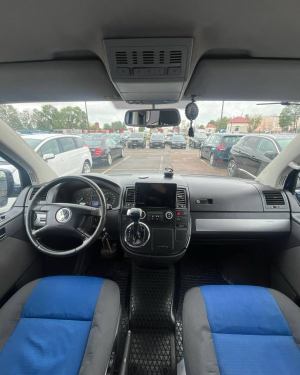 Volkswagen Multivan T5 - Image 9