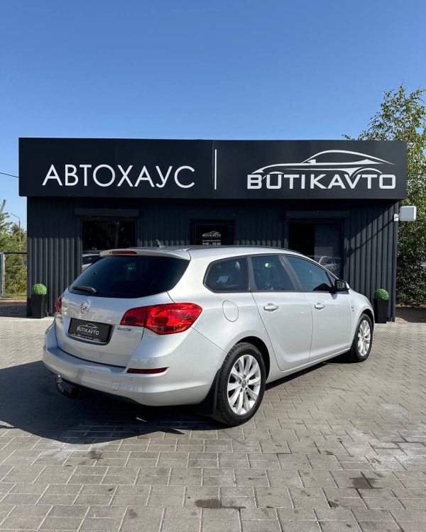 Opel Astra J · Рестайлинг - Image 4