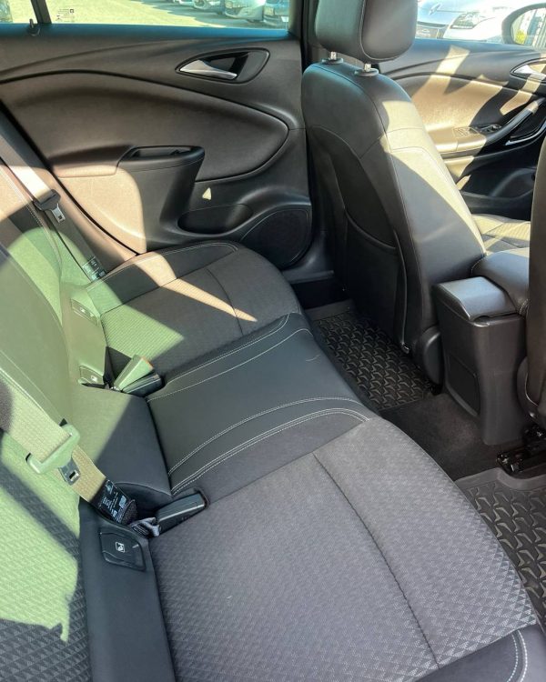 Opel Astra K - Image 13