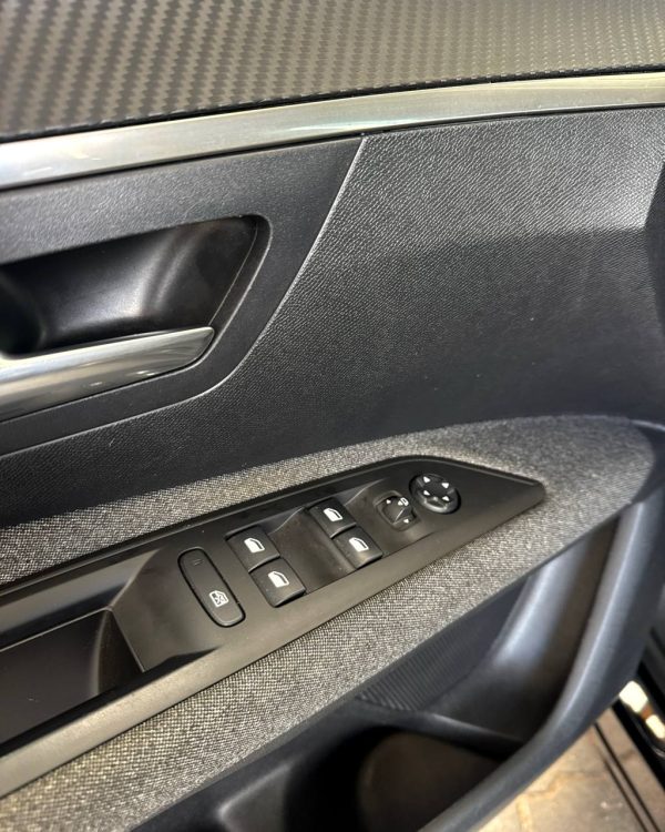 Peugeot 3008 II - Image 10