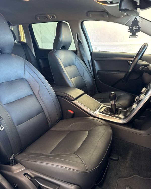 Volvo V70 III · Рестайлинг - Image 14