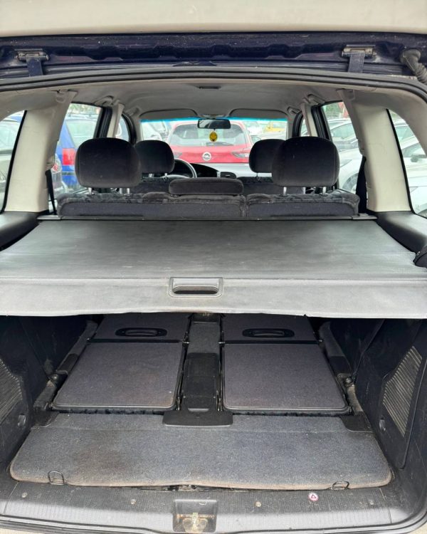 Opel Zafira A - Image 12