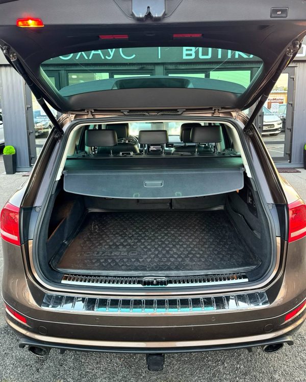 Volkswagen Touareg II - Image 14