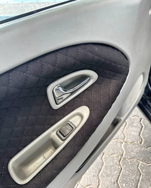 Volvo S40 I - Image 9