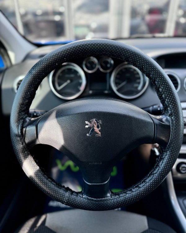 Peugeot 308 T7 - Image 15