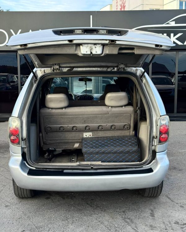 Dodge Caravan IV - Image 14