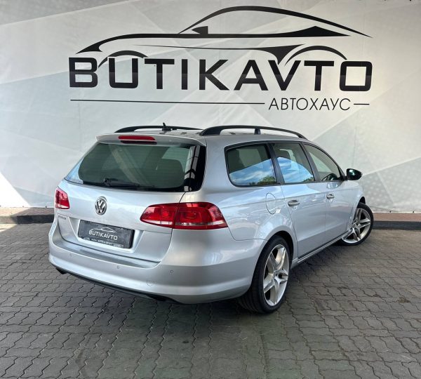Volkswagen Passat B7 - Image 7