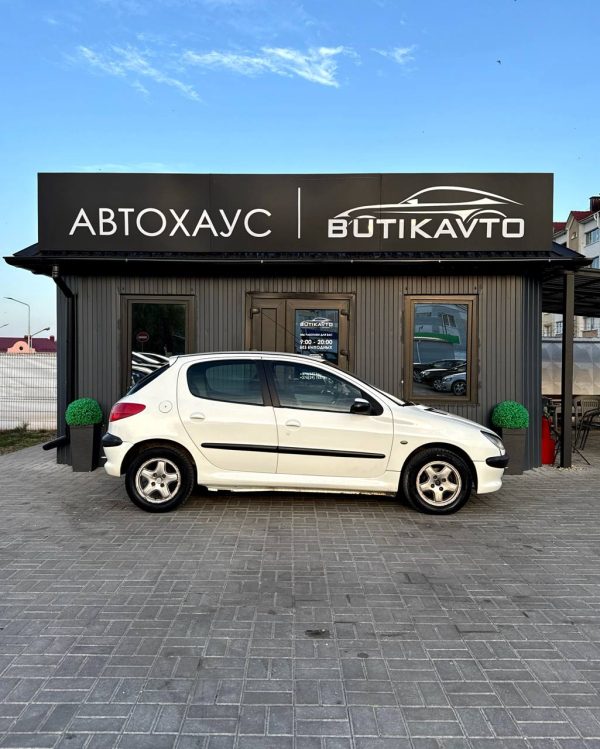 Peugeot 206 I - Image 8