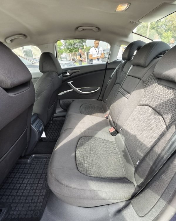 Citroen C5 II - Image 11