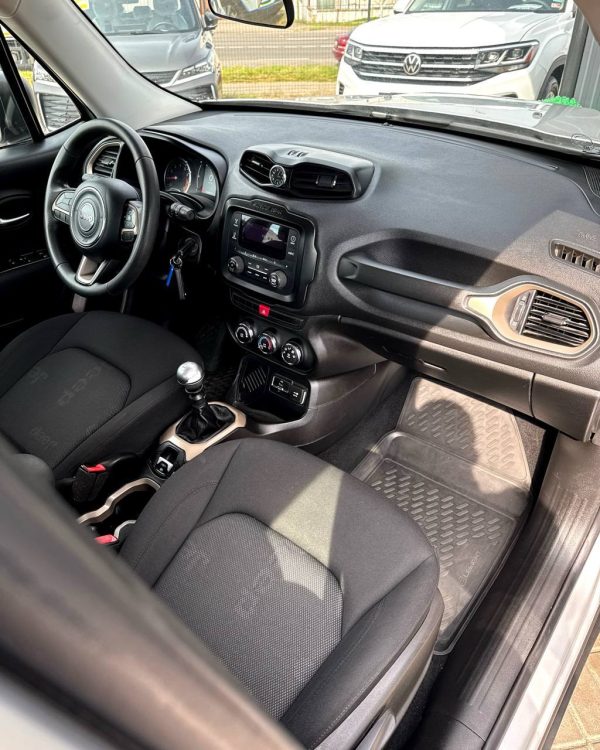 Jeep Renegade I - Image 11