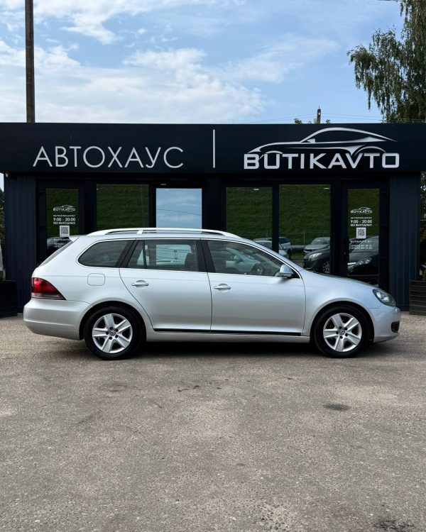 Volkswagen Golf VI - Image 8