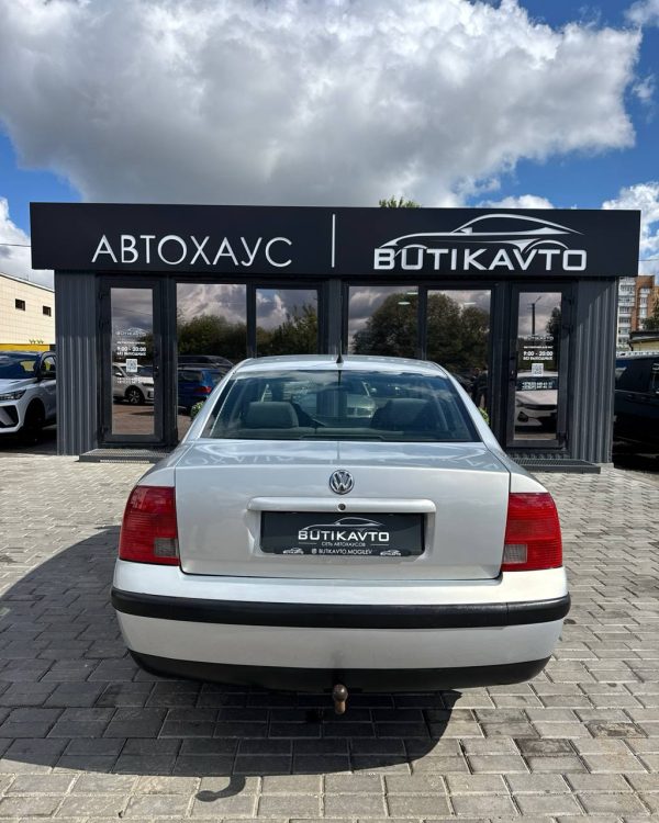 Volkswagen Passat B5 - Image 5